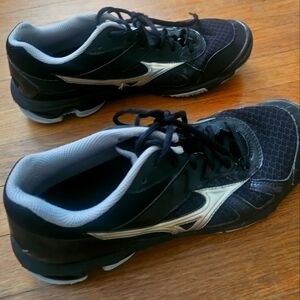 Mizuno Wave Lightning